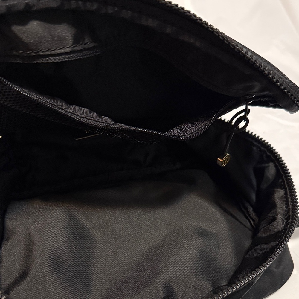 lululemon athletica Black Travel Organizer Pouch - Picture 11 of 11